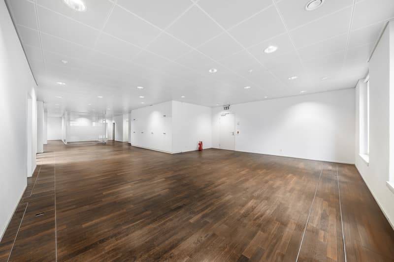 Espace de bureau/cabinet à emplacement idéal ! (10)