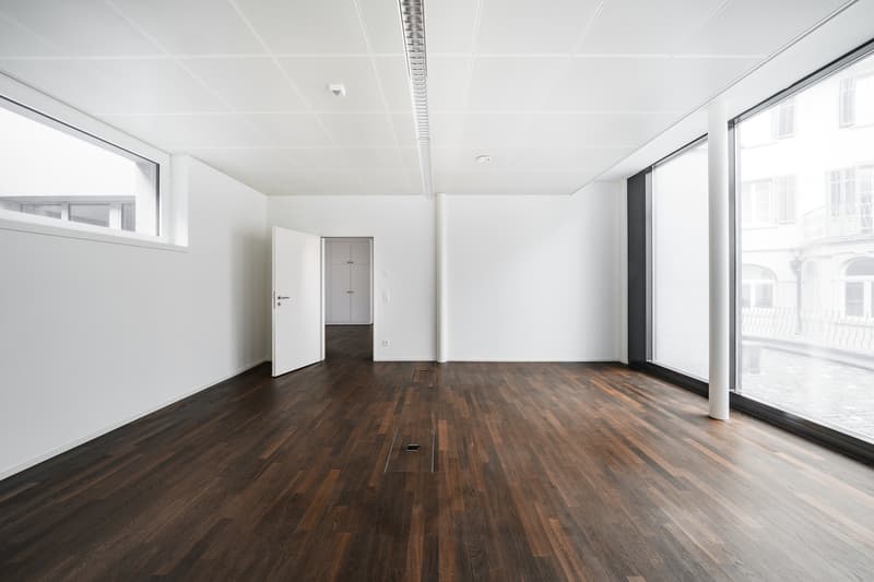 Espace de bureau/cabinet à emplacement idéal ! (9)