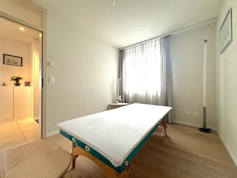 Terrassenwohnung mit beeindruckender Panoramasicht inklusive zwei Parkplätze (5)