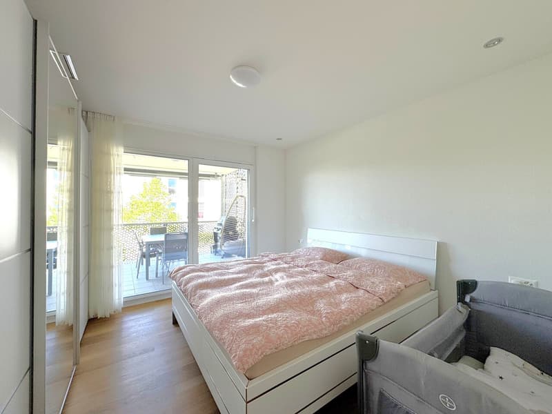 Grosszügige, moderne 4.5-Zimmer-Wohnung in attraktiver Lage (9)