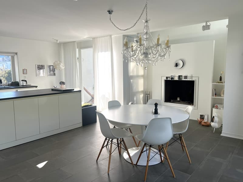 Idylle und Grosszügigkeit - 7-Zimmer-Einfamilienhaus mit Garten und Dachterrasse (7)