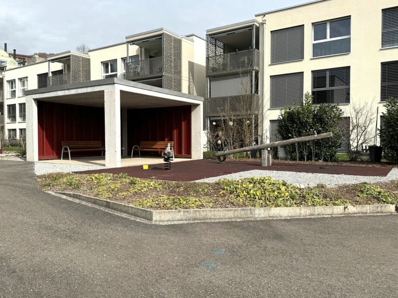 Neuwertige 4.5-Zimmer-Wohnung mit Altstadtblick in Klingnau (13)