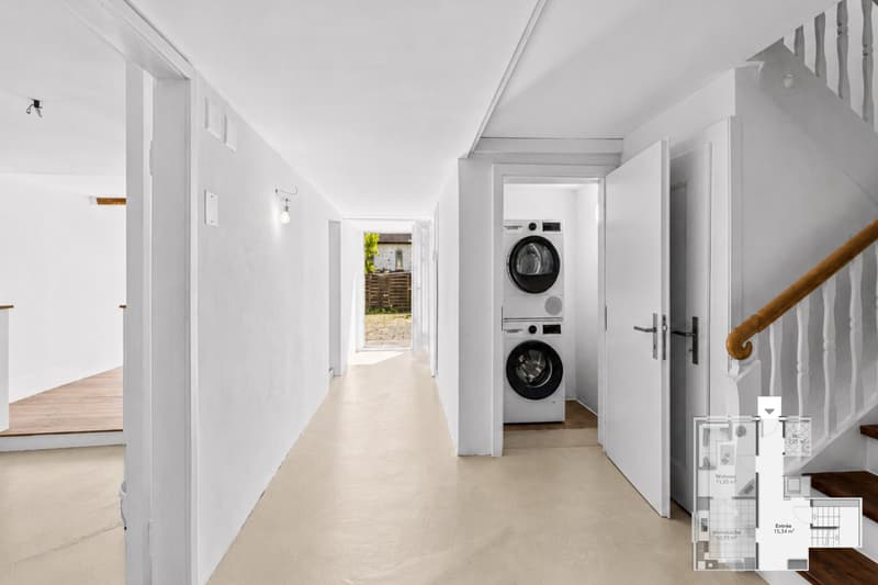Erstbezug mit Hausgefühl, sanierte 3.5 Zimmer Maisonettewohnung mit Sitzplatz (4)