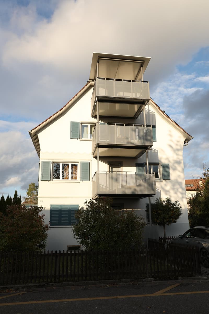Hochwertig ausgebaute Wohnung an zentraler, ruhiger Lage (4)