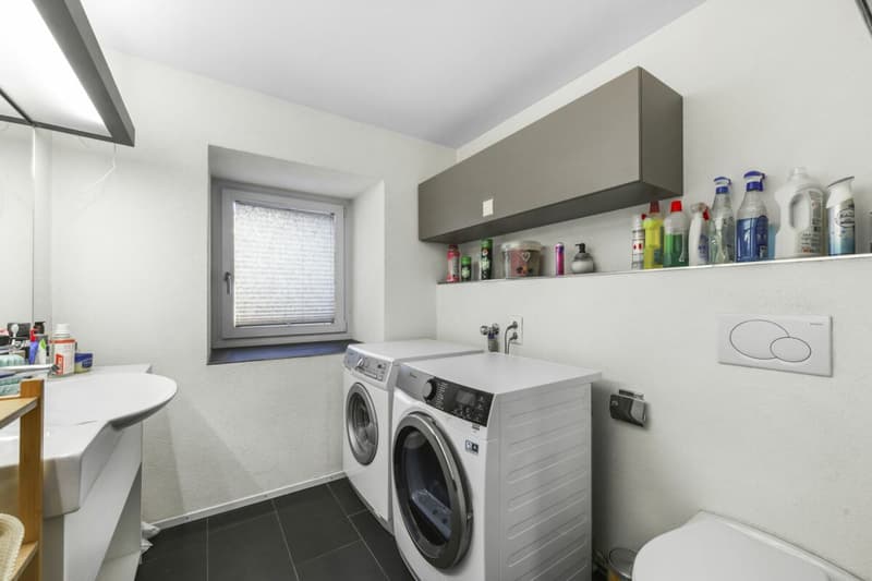 Appartement exclusif de 5,5 pièces au cœur de Chur (11)