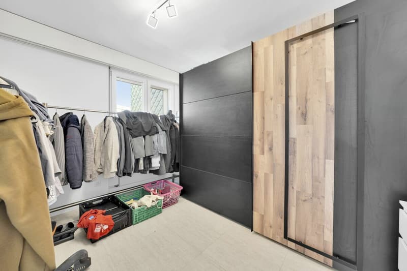 Modernisiserte 3.5-Zimmer-Wohnung an zentraler Lage (7)