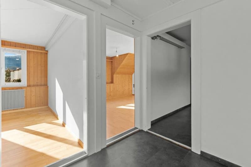 Zentral gelegene 3-Zimmer-Altbauwohnung. Mietvertrag befristet bis 30.09.2027 (6)
