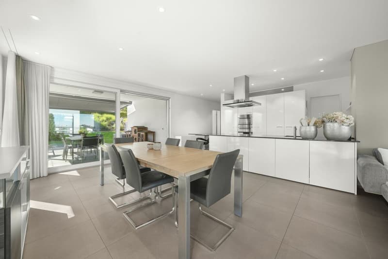 Selten in Tübach - 4.5 Zimmer-Whg. mit 220m² Garten, privater Waschküche & Bodenseeblick (13)
