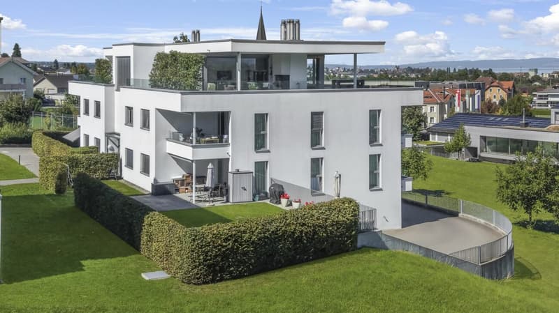 Selten in Tübach - 4.5 Zimmer-Whg. mit 220m² Garten, privater Waschküche & Bodenseeblick (24)