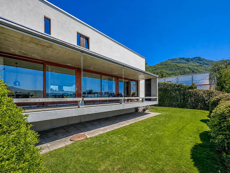 Casa contigua con giardino a Villa Luganese (10)