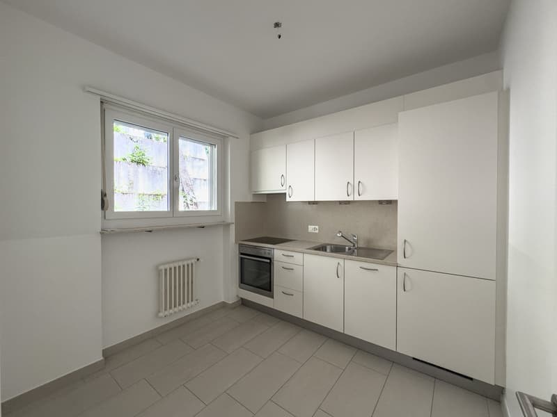 Appartamento 3.5 locali in zona ben servita a Lugano (2)