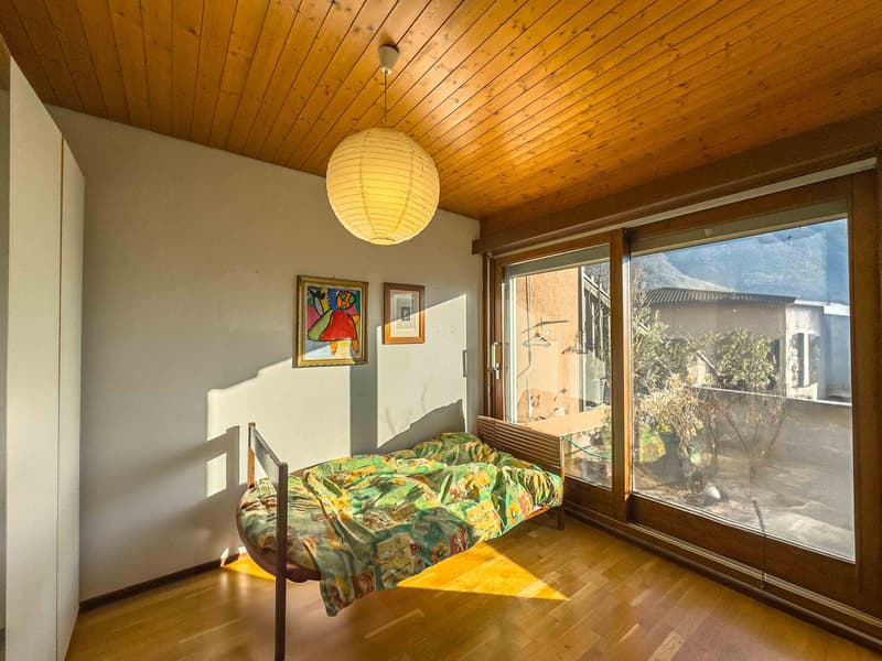 Spaziosa casa gemella con giardino a Melano (7)