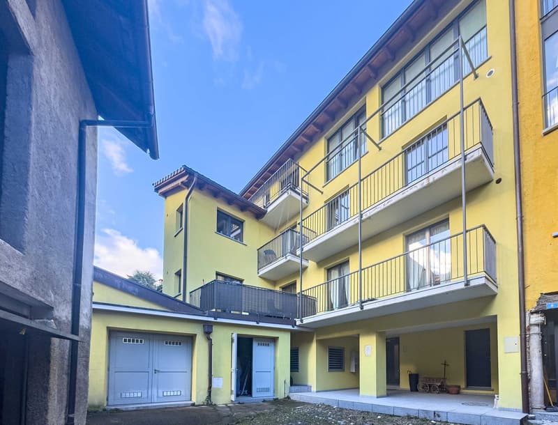 Palazzina di 6 appartamenti a Stabio (1)