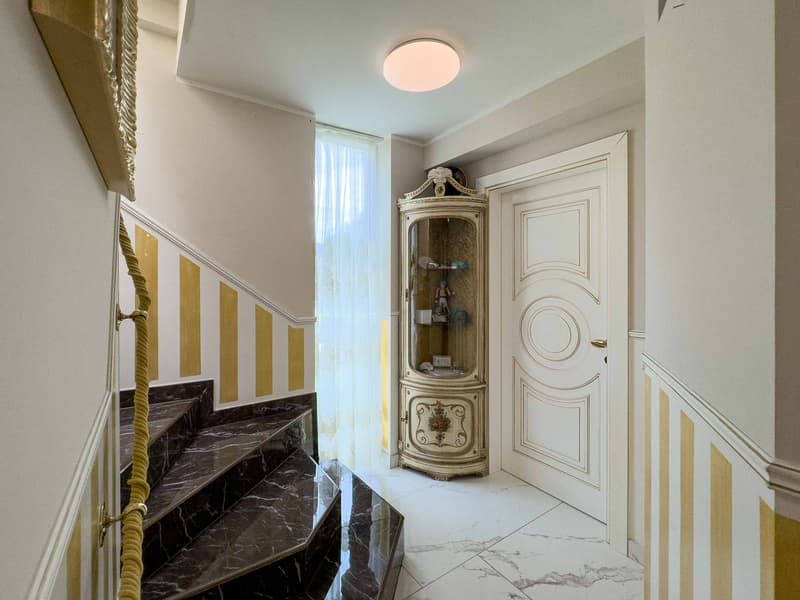 Casa con grande giardino a Figino a poca distanza dal lago (4)