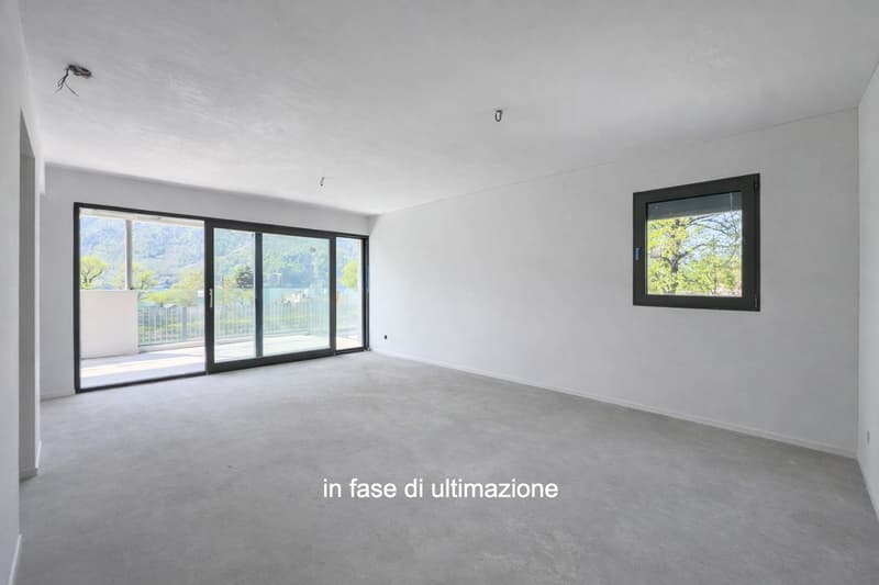 Moderno e nuovo 3.5 locali duplex con giardino a Melano (1)