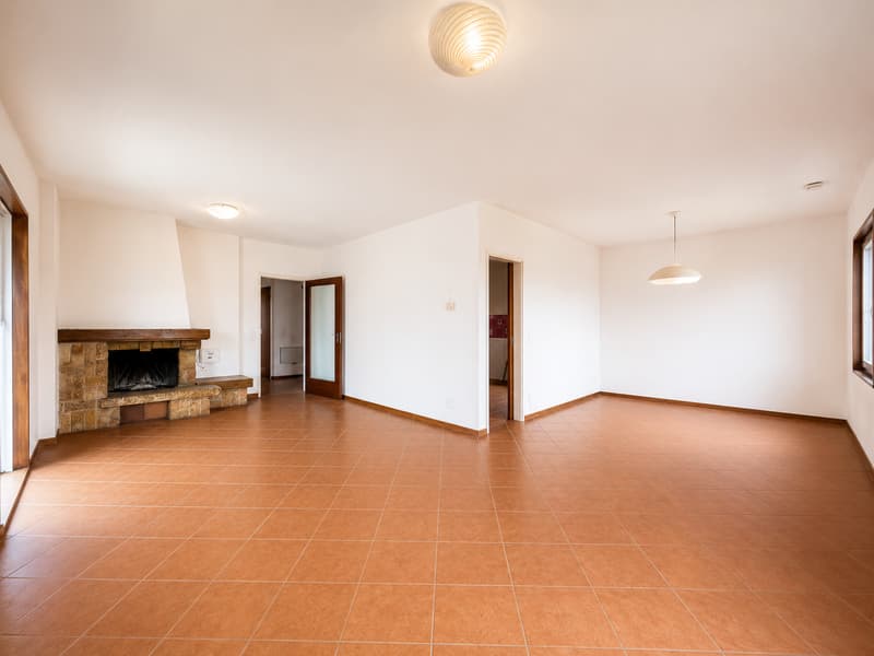 Casa unifamiliare con giardino a Morbio Superiore (1)