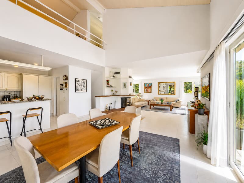 Casa unifamiliare con grande giardino a Gentilino (7)