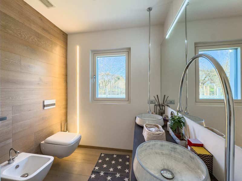 Splendida villa di lusso a Coldrerio (17)