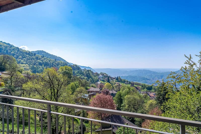 Casa unifamiliare con piscina a Sagno (8)