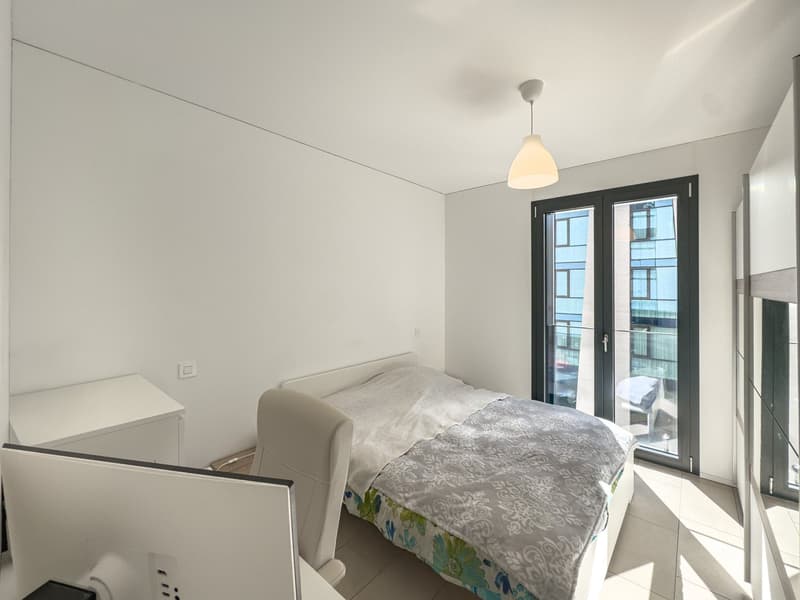 Moderno appartamento di 3.5 locali a Lugano con vista panoramica (3)