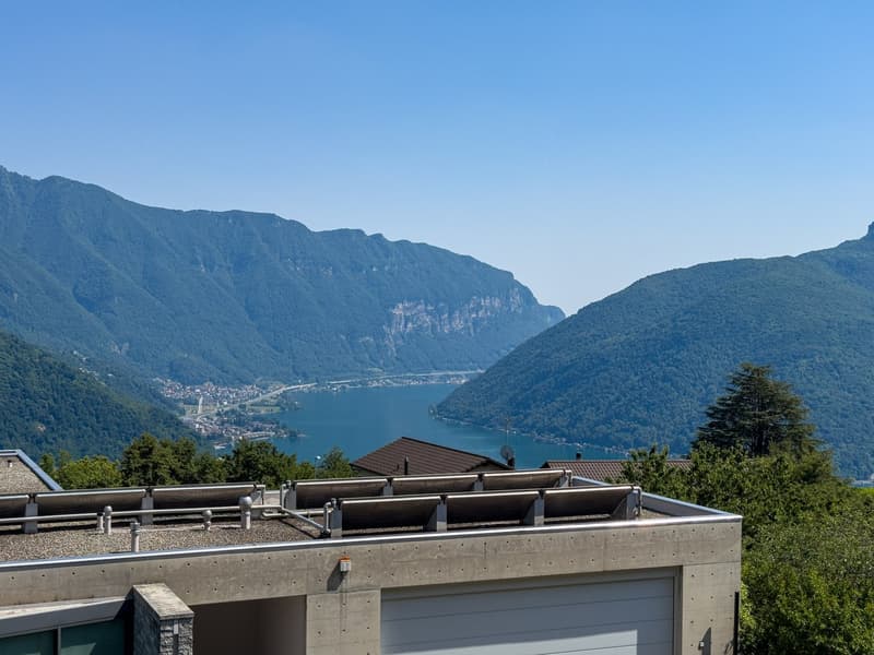 Villa con giardino e vista aperta sul golfo di Lugano a Carona (15)