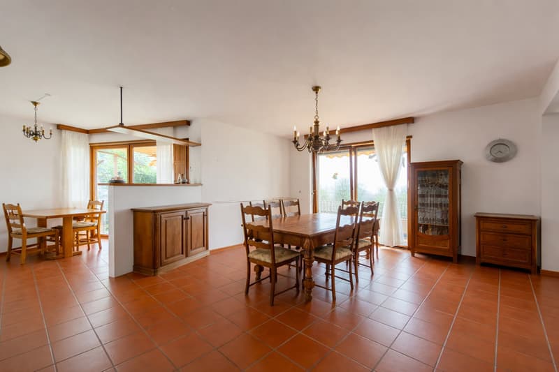 Casa bifamiliare a Vezia (7)