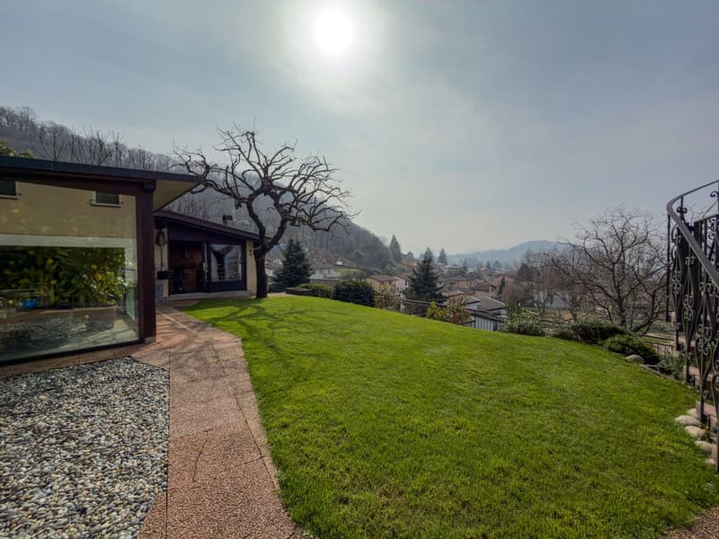 Casa bifamiliare a Vezia (17)