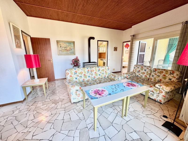 Gepflegtes Einfamilienhaus in ruhiger und sonniger Lage mit, ELW und traumhaftem Seeblick (4)