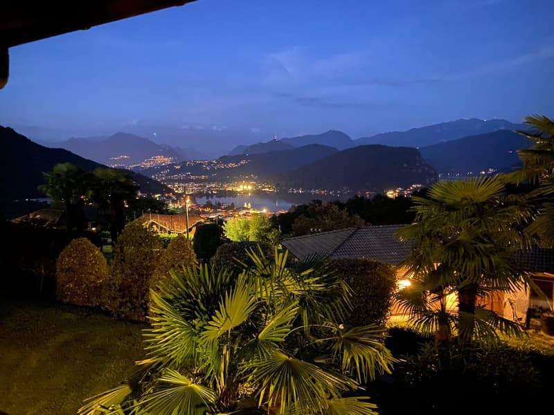 Villa rénovée de haut standing avec grand piscine dans un endroit ensoleillé et calme avec vue de rêve sur le lac de Lugano (22)