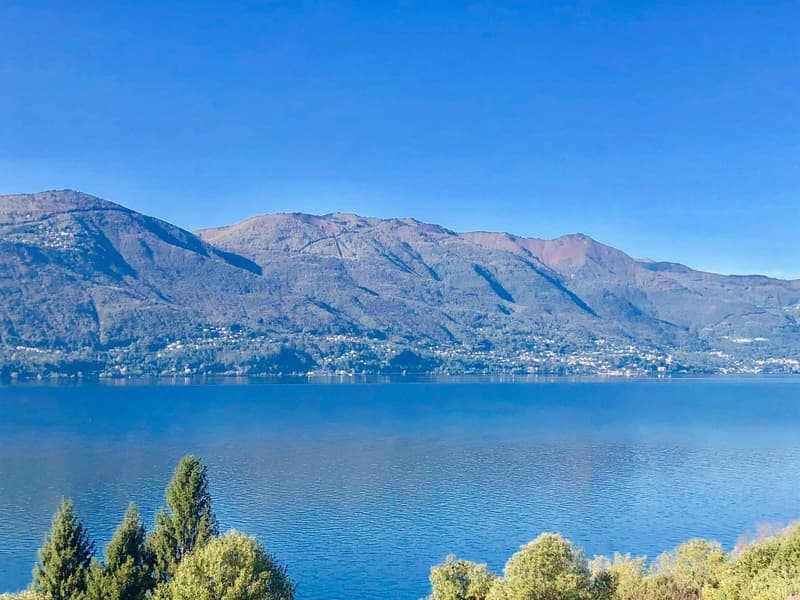 Mountain lake with mountains and horizon