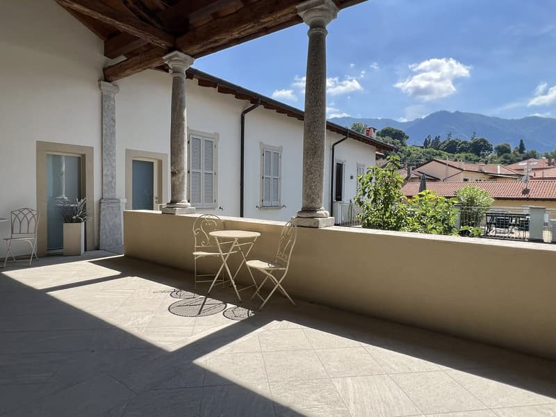 Appartement de luxe dans un palazzo complètement rénové au centre avec piscine, dans un emplacement calme et ensoleillé (19)