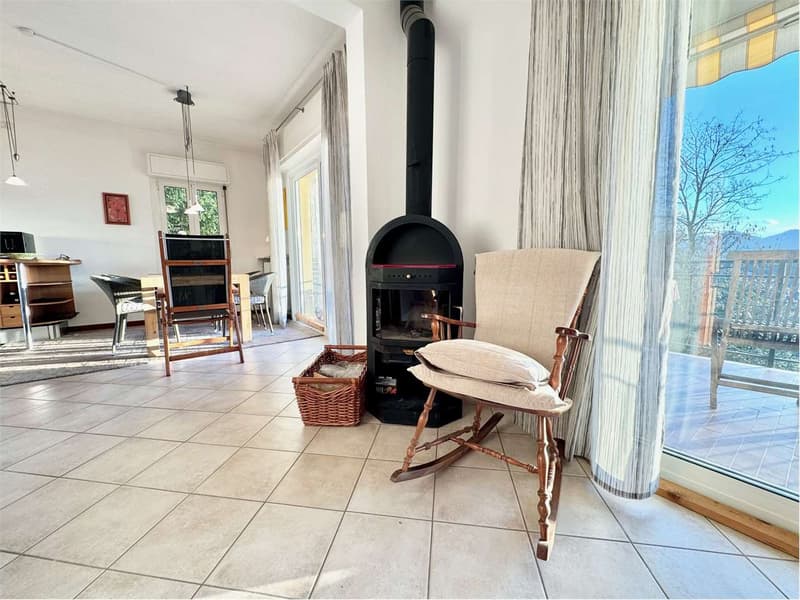 Bella casa unifamiliare in posizione tranquilla e soleggiata, con vist (5)