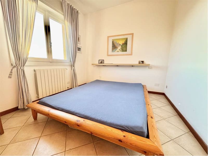 Bella casa unifamiliare in posizione tranquilla e soleggiata, con vist (9)