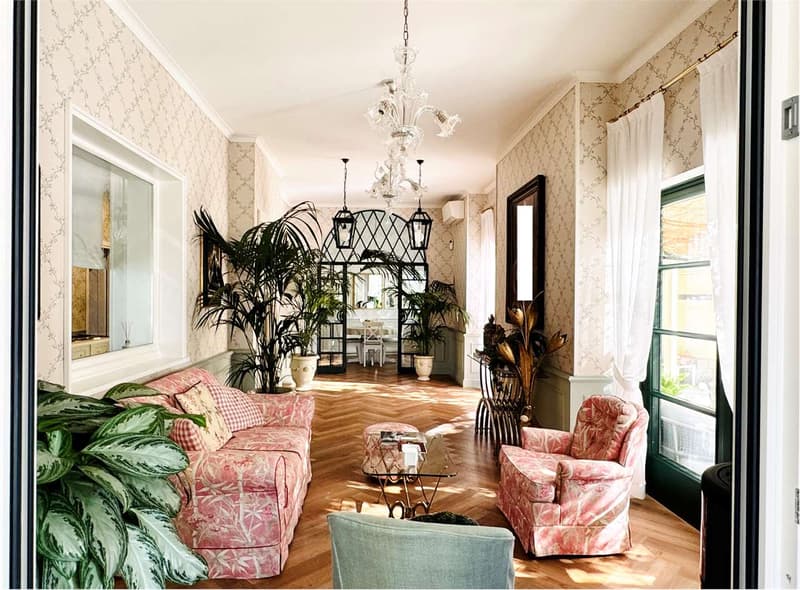 Spettacolare villa con ampio terreno, piscina, dependance e stupenda v (8)