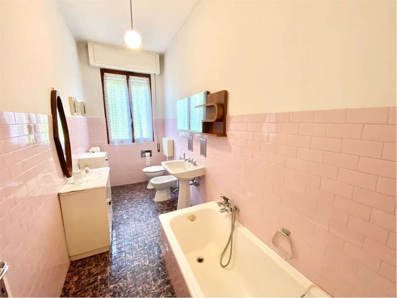 Splendida casa indipendente in una posizione tranquilla  e soleggiata (9)