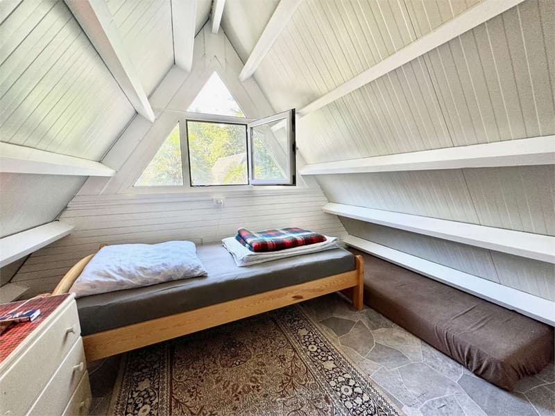 Curata casa vacanze con ampia terrazza, giardino e parcheggio (11)