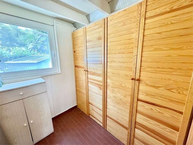 Curata casa vacanze con ampia terrazza, giardino e parcheggio (9)