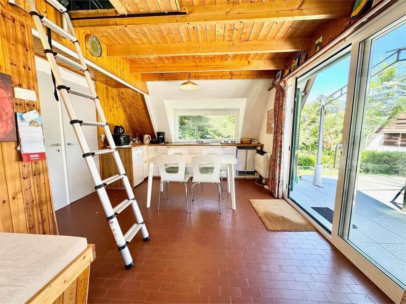 Curata casa vacanze con ampia terrazza, giardino e parcheggio (4)