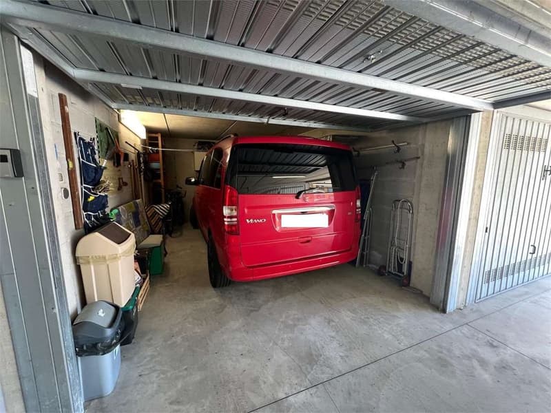 DIRETTAMENTE SUL LAGO! Appartamento in posizione soleggiata con garage (8)