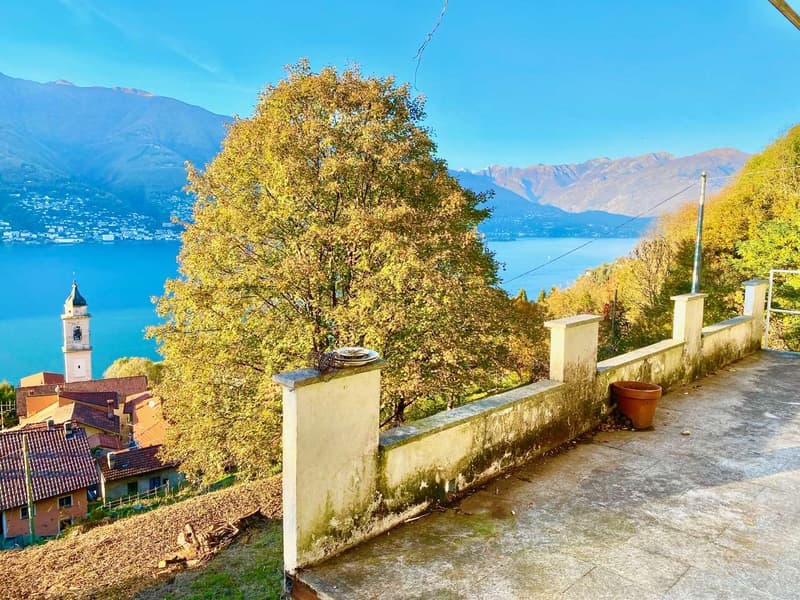 Casa da ristrutturare in una posizione tranquilla e soleggiata con inc (9)