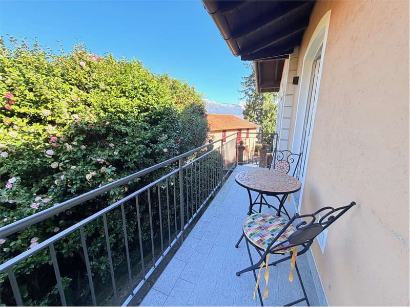 Appartamento con giardino, completamente ristrutturato, con vista bell (9)