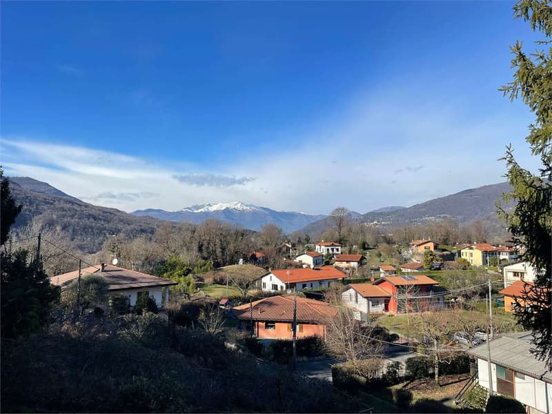 Casa di paese da ristrutturare in posizione tranquilla e soleggiata co (11)