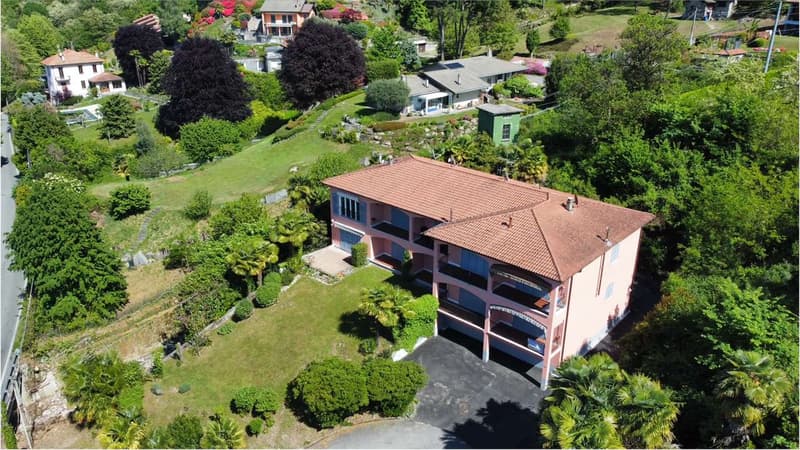 Bilocale d'angolo, completamente ristrutturato in una posizione solegg (2)