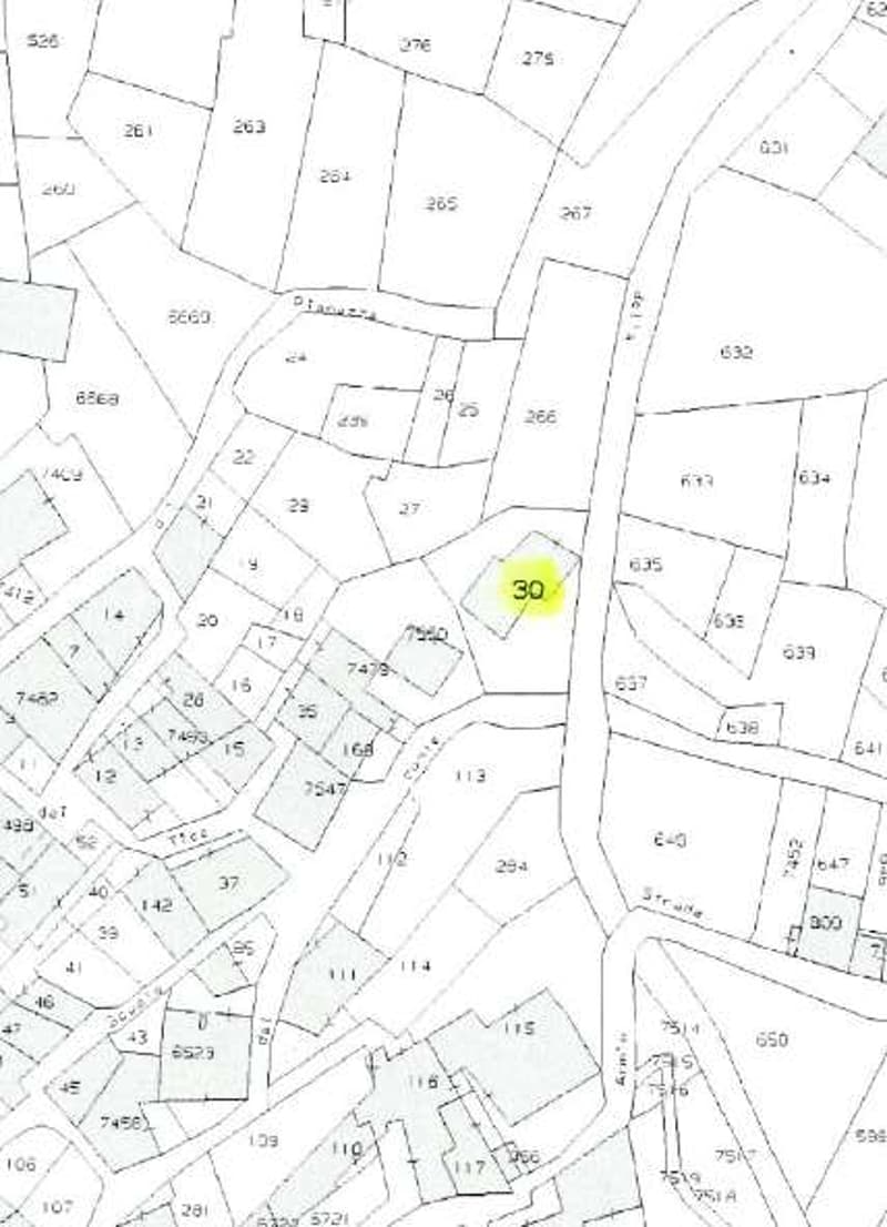 Casa indipendente da ammodernare in una posizione tranquilla e soleggi (11)