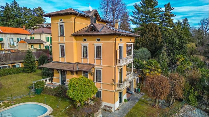 Dimora storica di pregio nel cuore residenziale di Sant'Ambrogio (1)