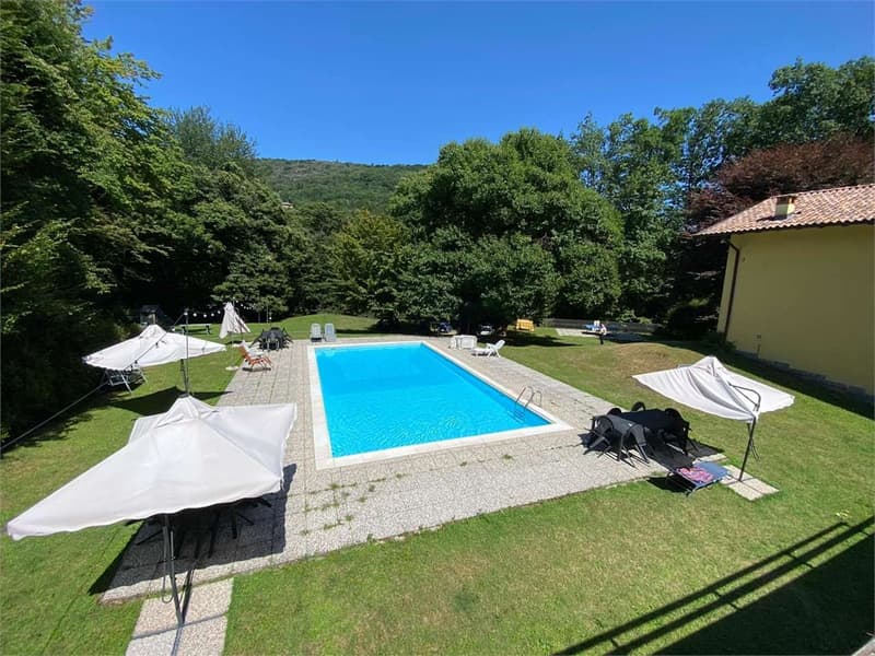 Grazioso bilocale con terrazza, piscina e garage (7)