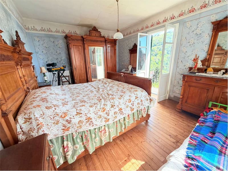 Casa indipendente da ristrutturare in posizione soleggiata e tranquill (6)