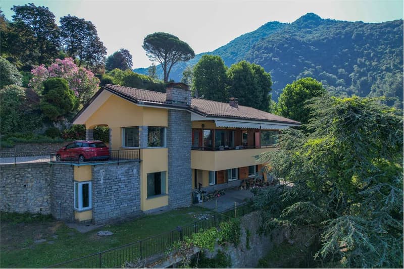 Villa in affitto in posizione tranquilla e vicina al centro cittadino (2)