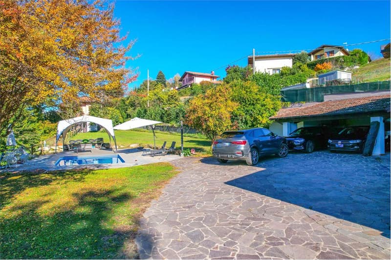 Villa indipendente in posizione riservata, con vista sul Lago Maggiore (8)