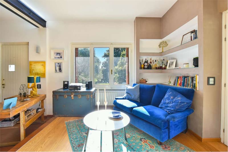 Villa indipendente in posizione riservata, con vista sul Lago Maggiore (13)